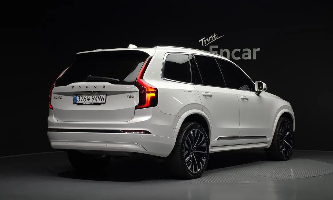 Volvo XC90 — фото 3