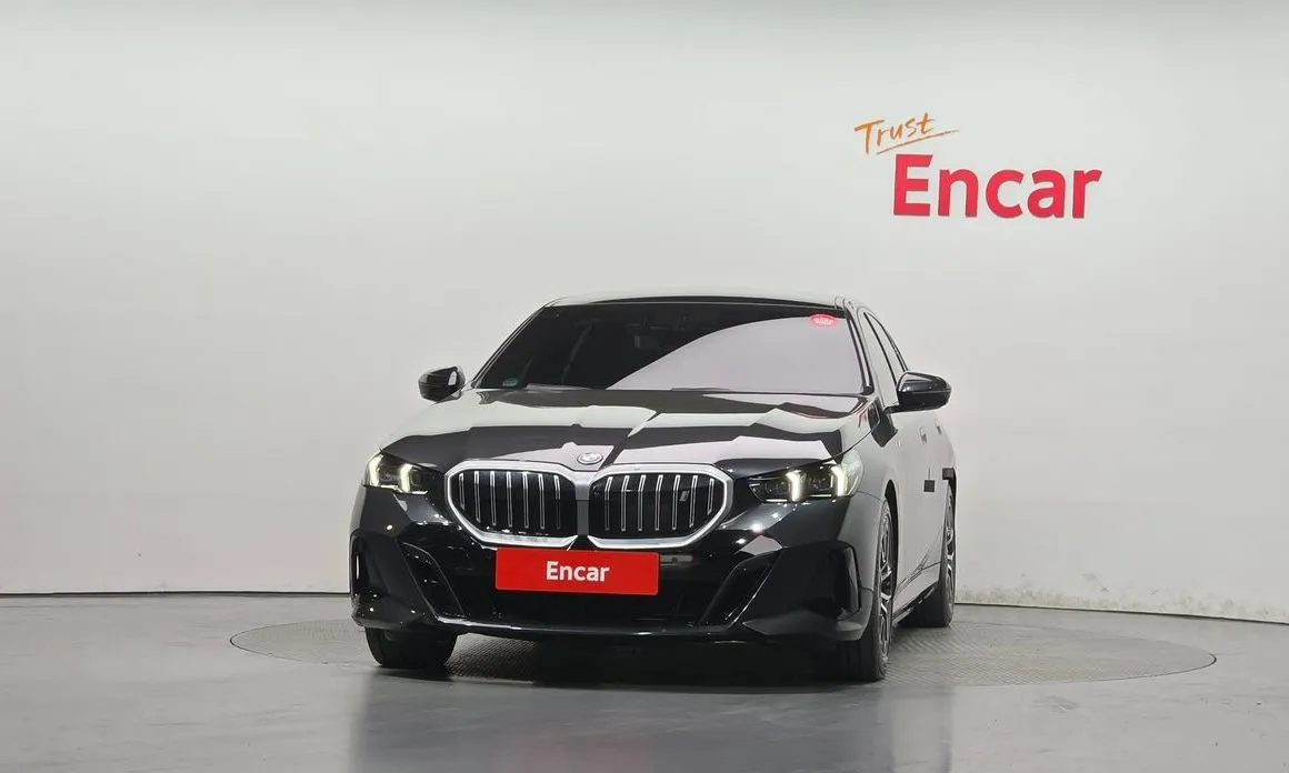 BMW i5 — фото 3