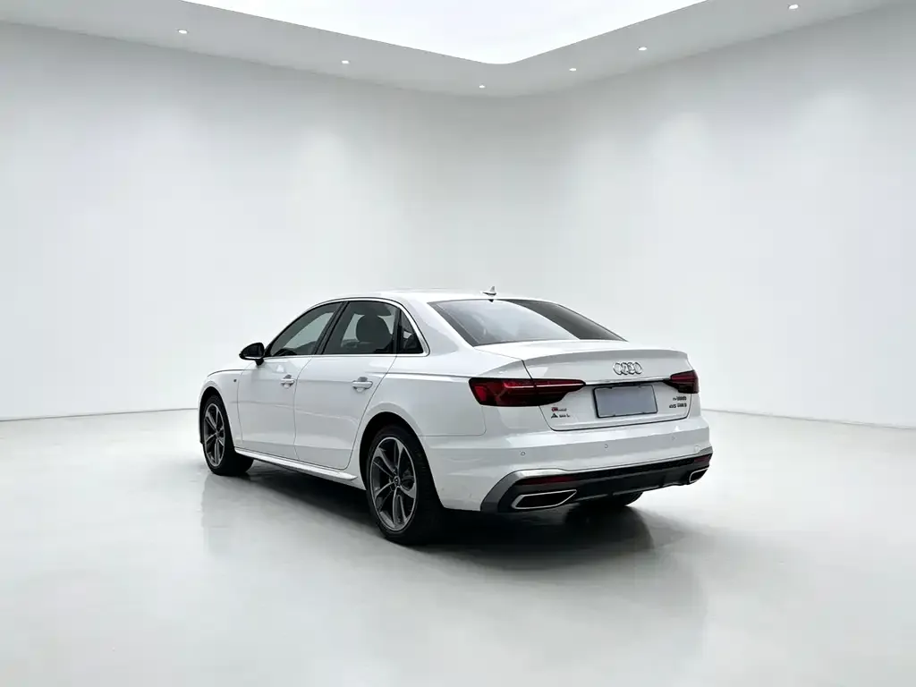 Audi A4L — фото 3