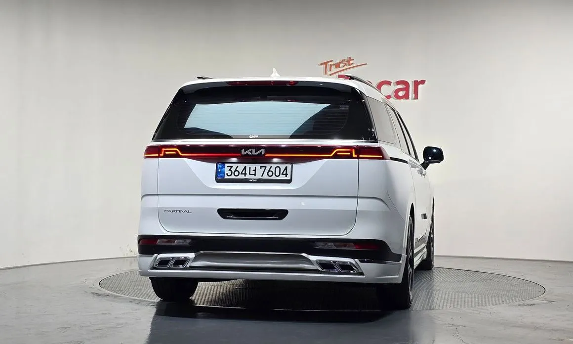 Kia Carnival — фото 3