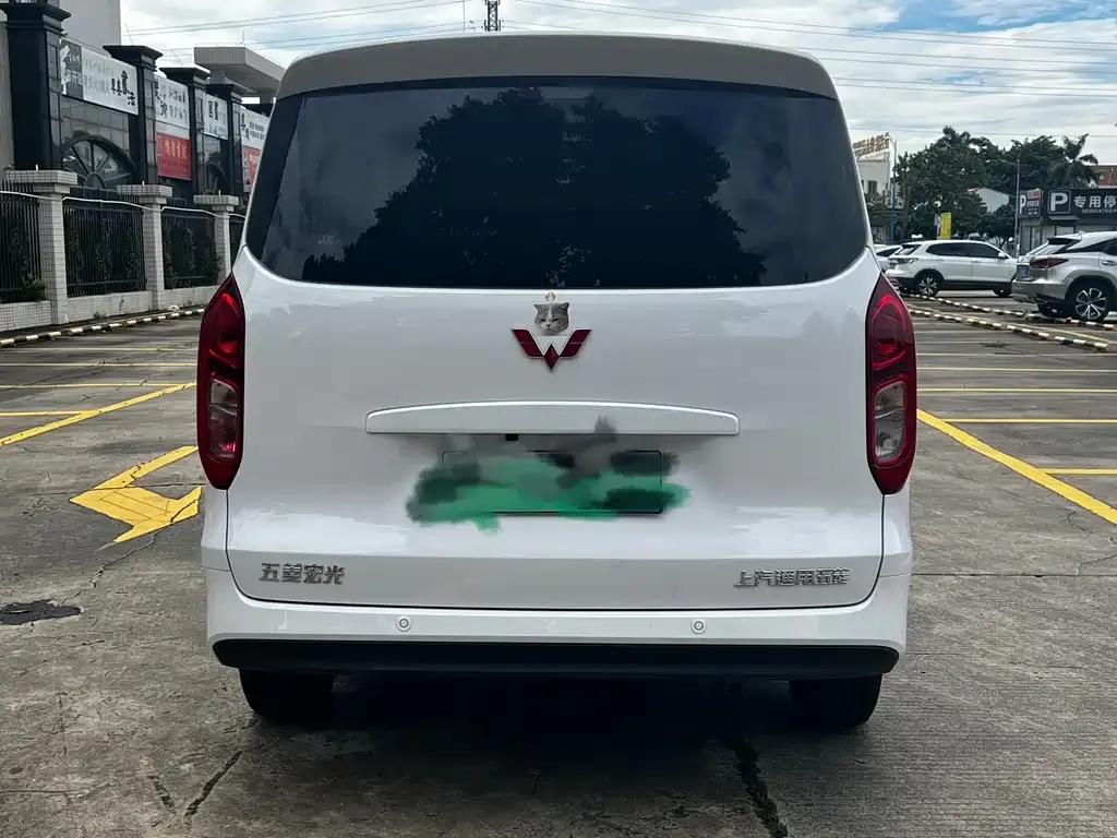Wuling Hongguang EV — фото 2