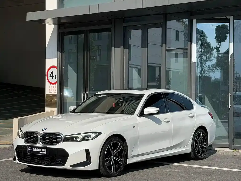 BMW 3 Series — фото 1