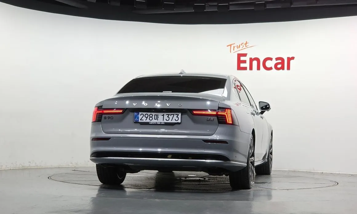 Volvo S90 — фото 2