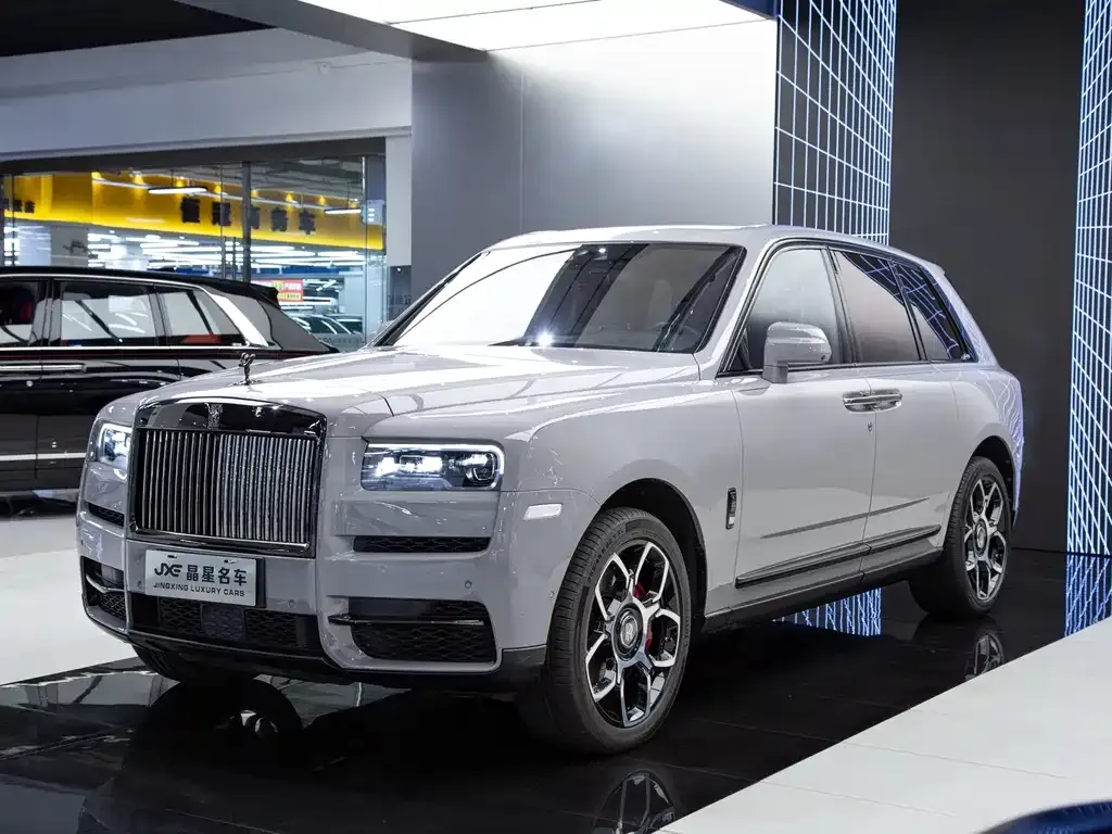 Rolls-Royce Cullinan — фото 1