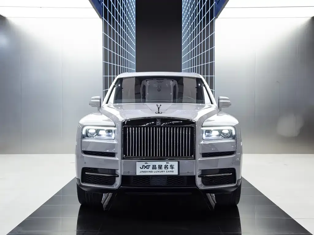 Rolls-Royce Cullinan — фото 9