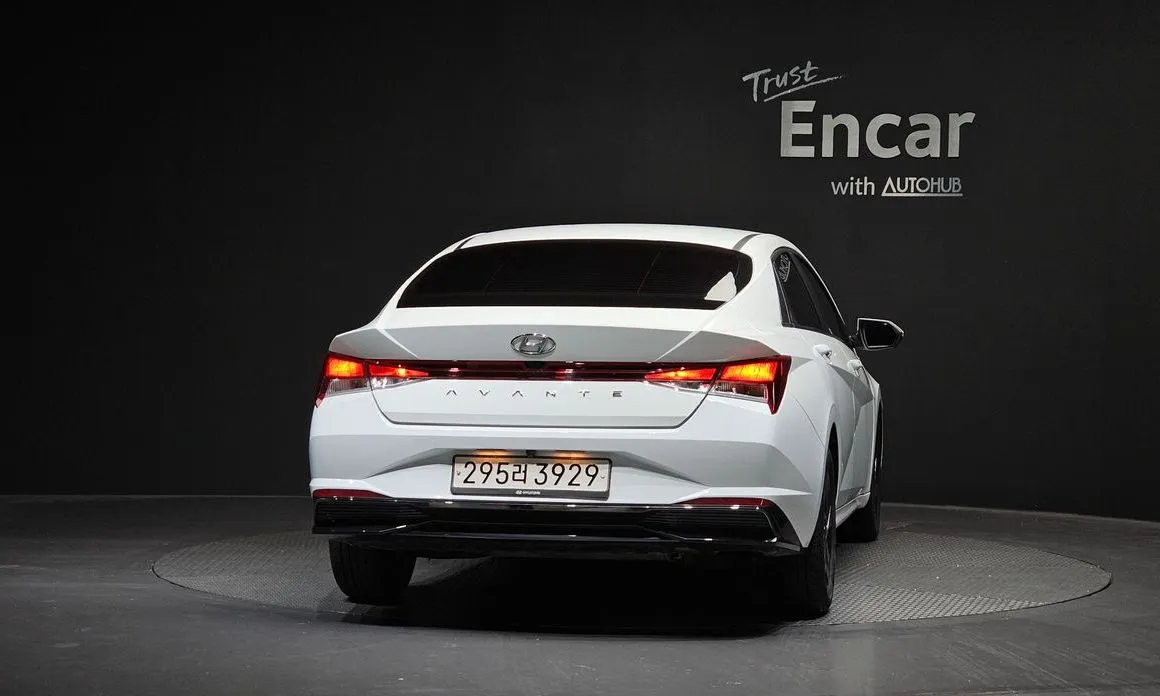 Hyundai AVANTE — фото 7