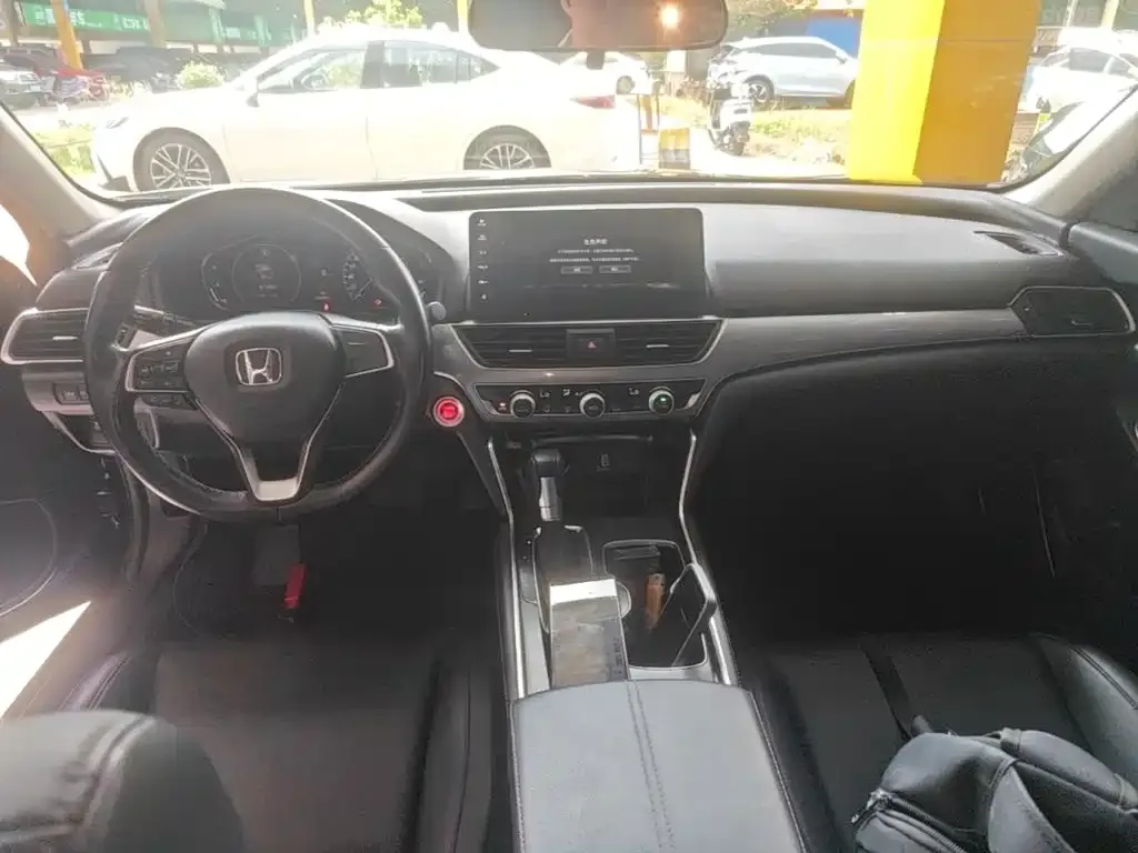 Honda Accord — фото 2