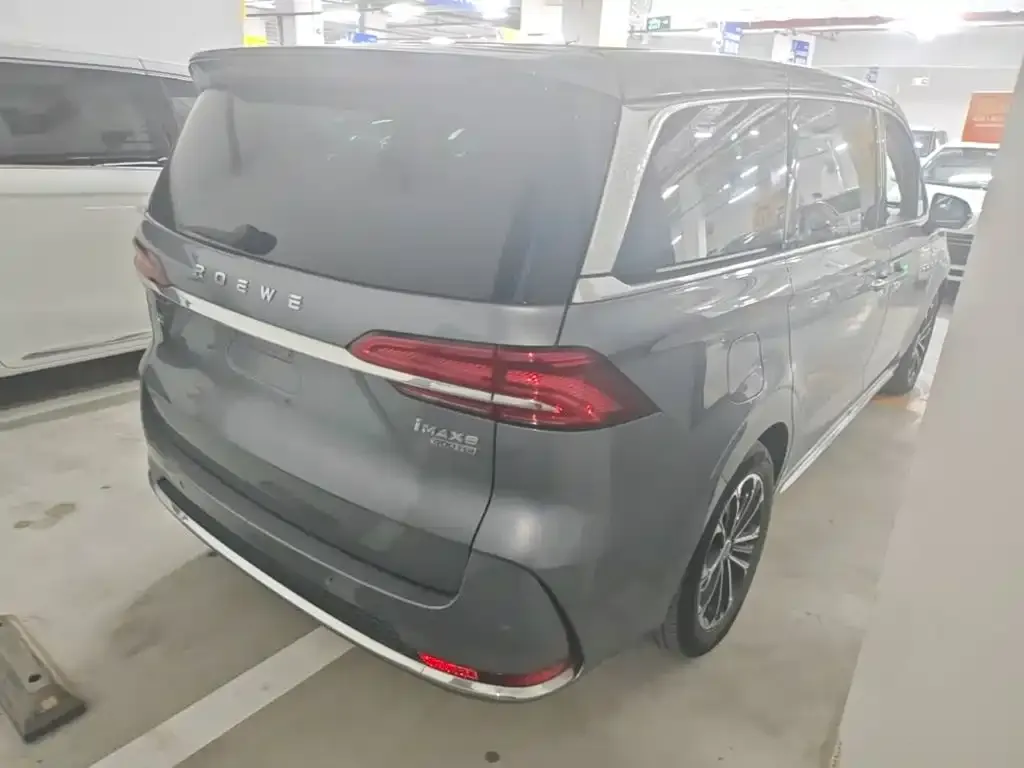 Roewe iMAX8 — фото 9