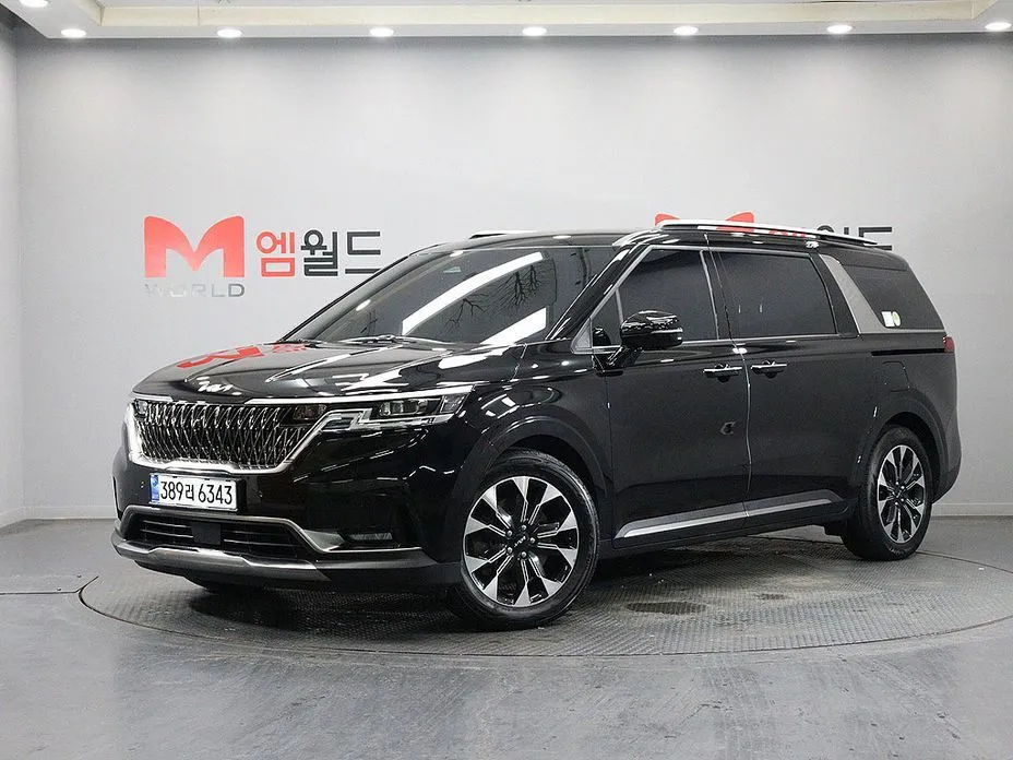 Kia Carnival — фото 1