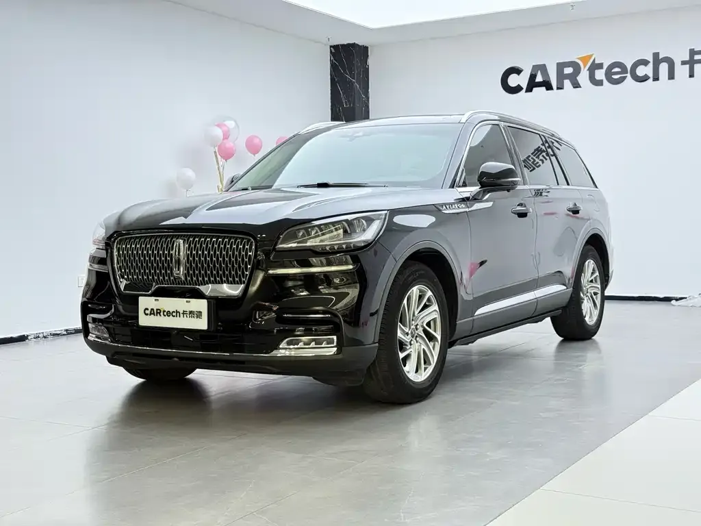 Lincoln Aviator — фото 1