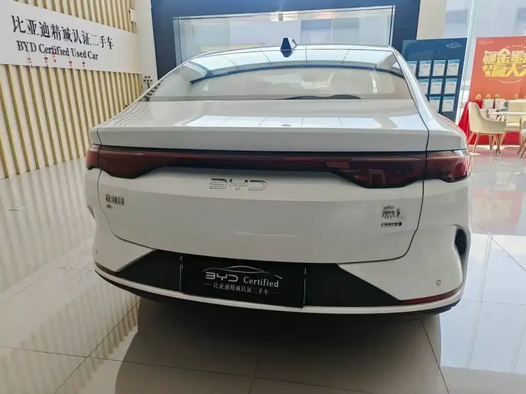 BYD Qin L — фото 5