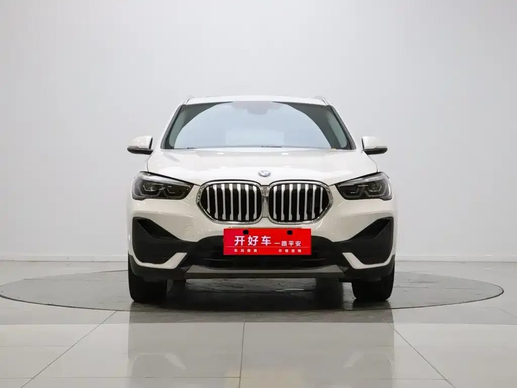 BMW X1 — фото 2