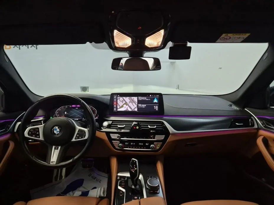BMW 5-Series — фото 10