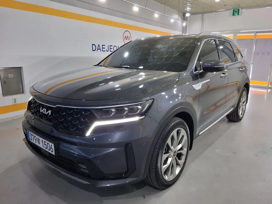 Kia Sorento — фото 10