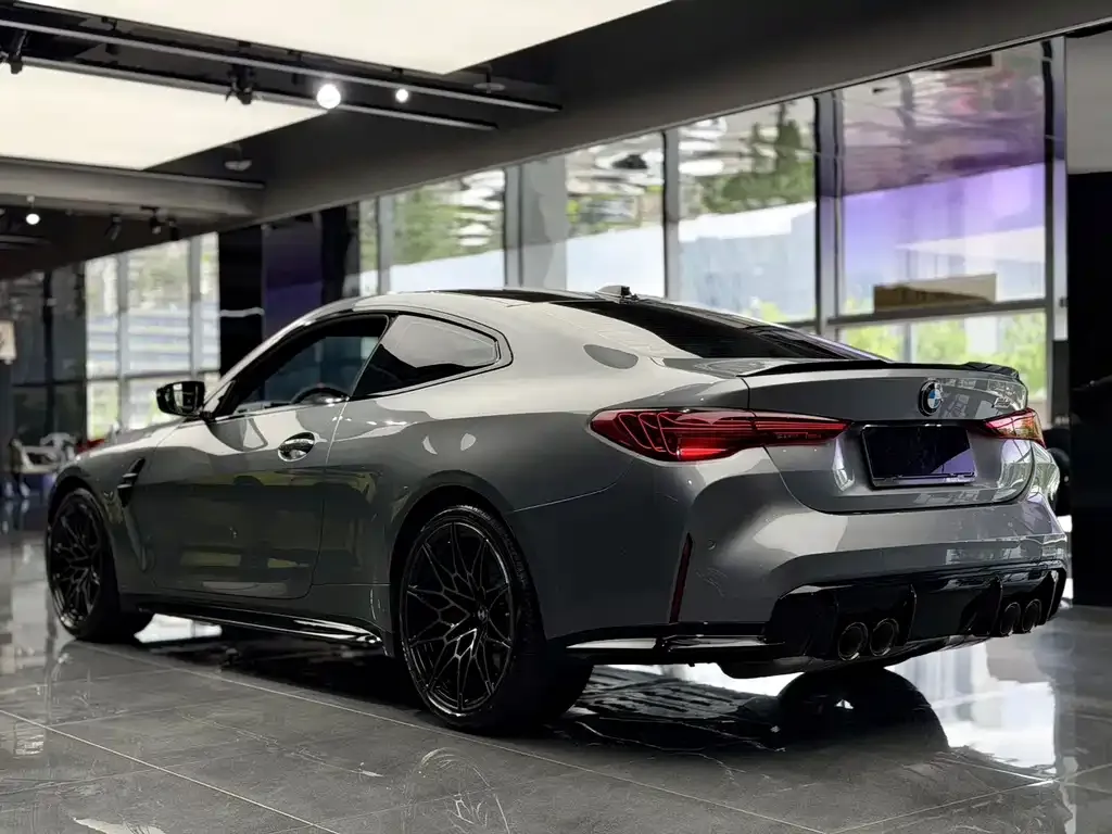 BMW M4 — фото 10