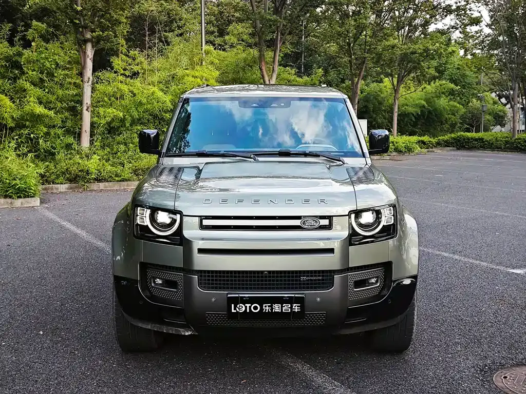 Land Rover Defender — фото 10