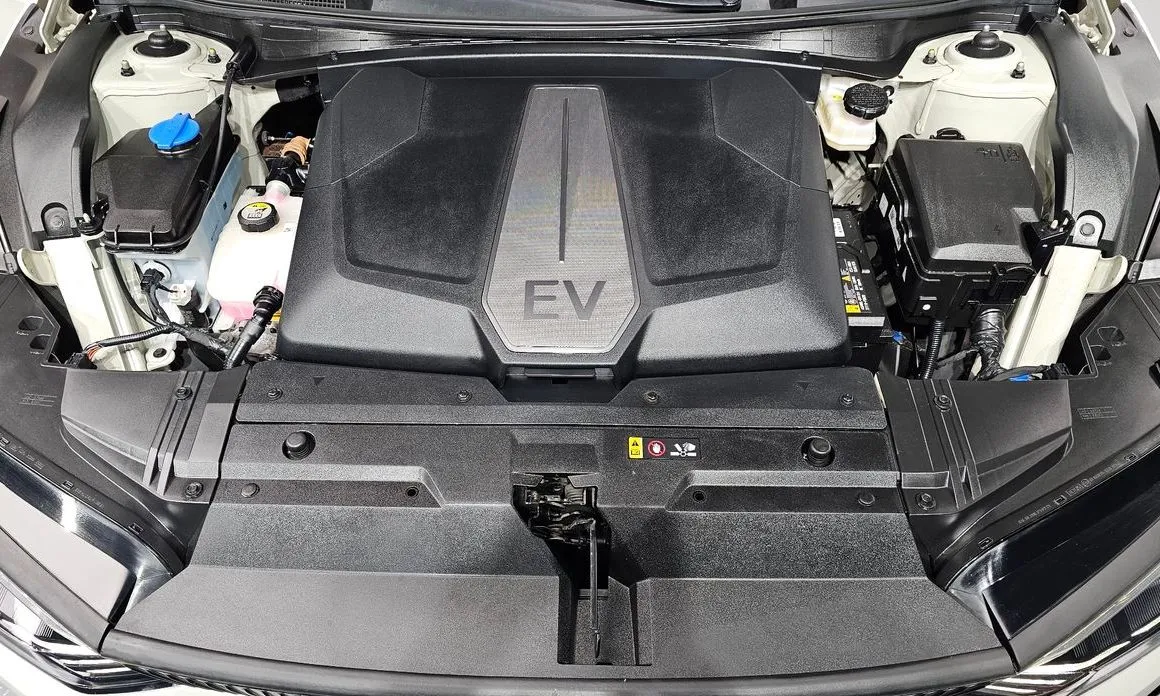 Kia EV6 — фото 9