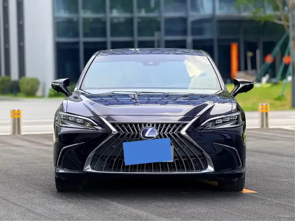 Lexus ES — фото 9