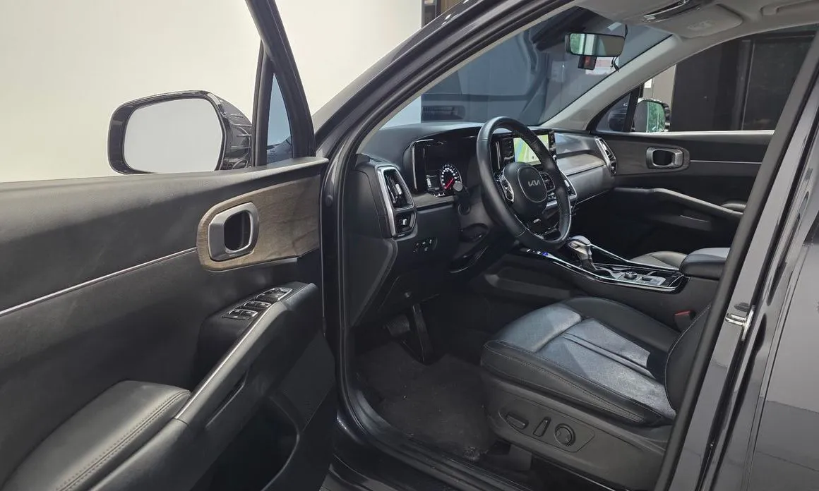 Kia Sorento — фото 6