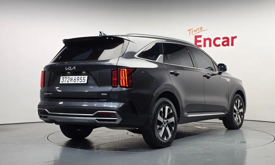 Kia Sorento — фото 4