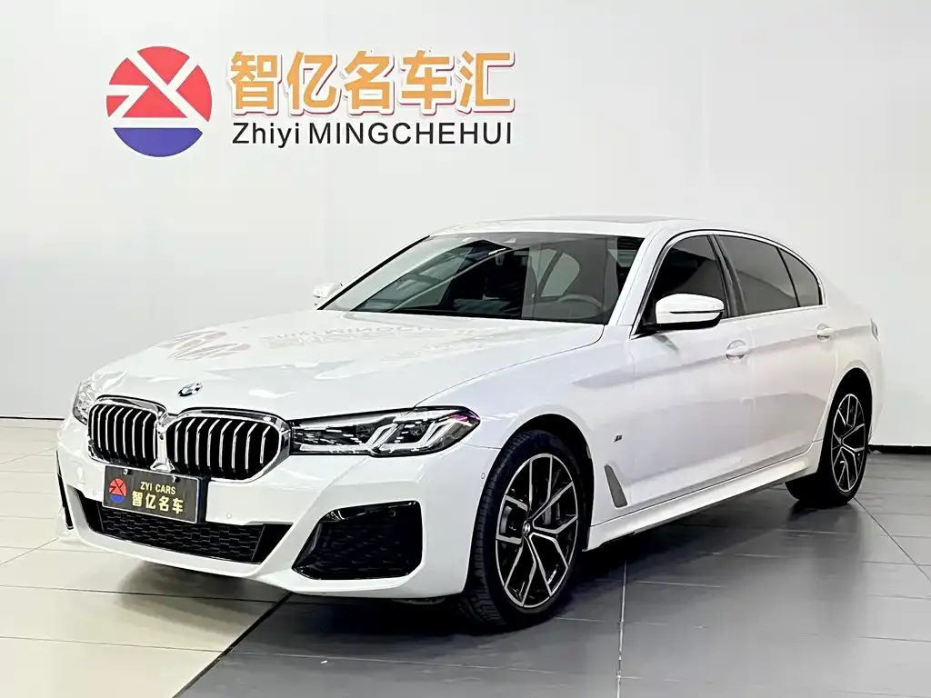BMW 5 Series — фото 1