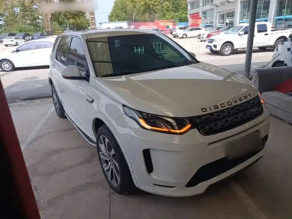 Land Rover Discovery Sport — фото 10