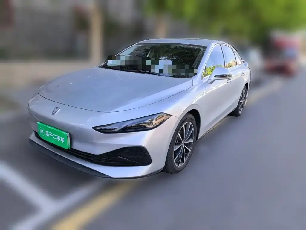 Roewe D7 — фото 1