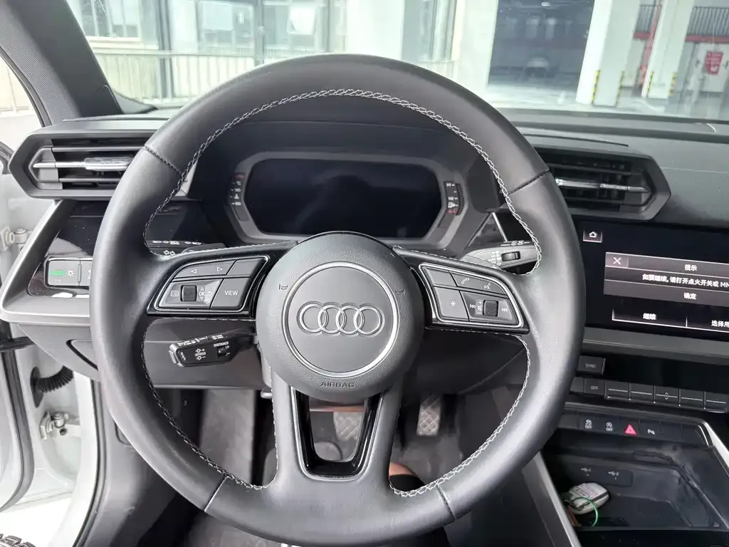 Audi A3 — фото 2