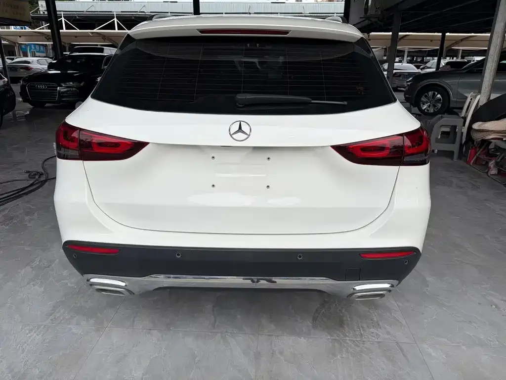 Mercedes-Benz GLA — фото 10