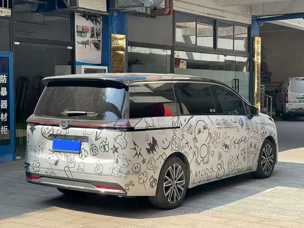 GAC Motor Trumpchi E8 — фото 8