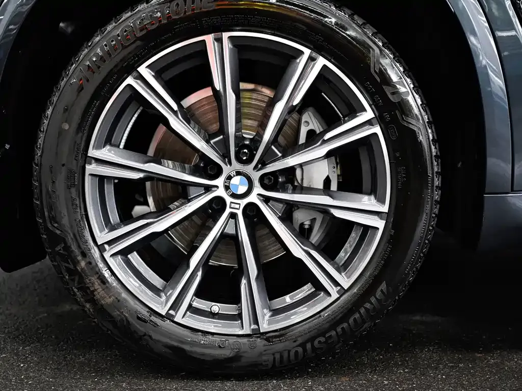 BMW X5 (Import) — фото 4