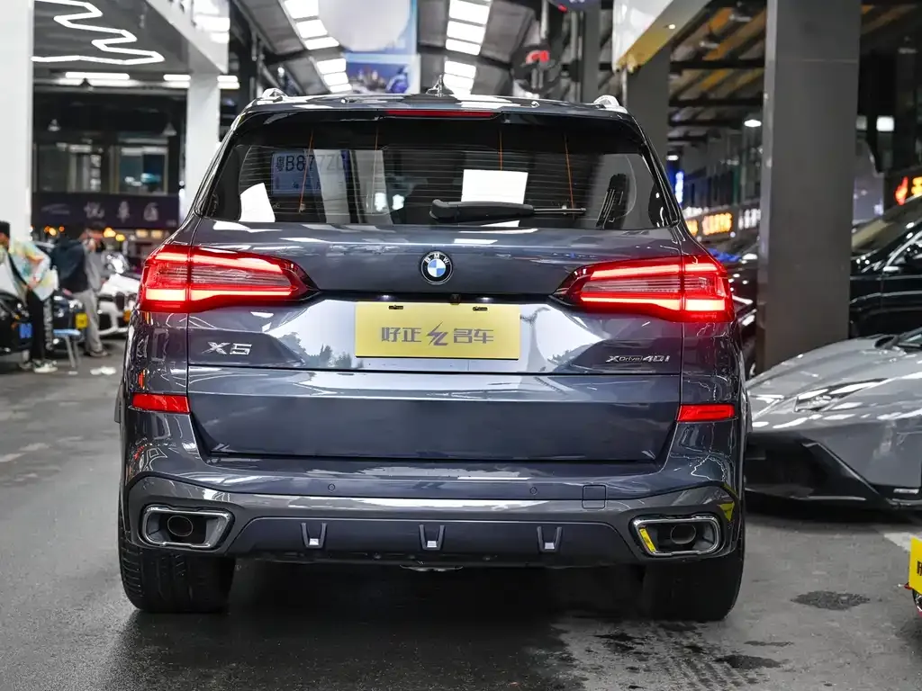 BMW X5 (Import) — фото 7