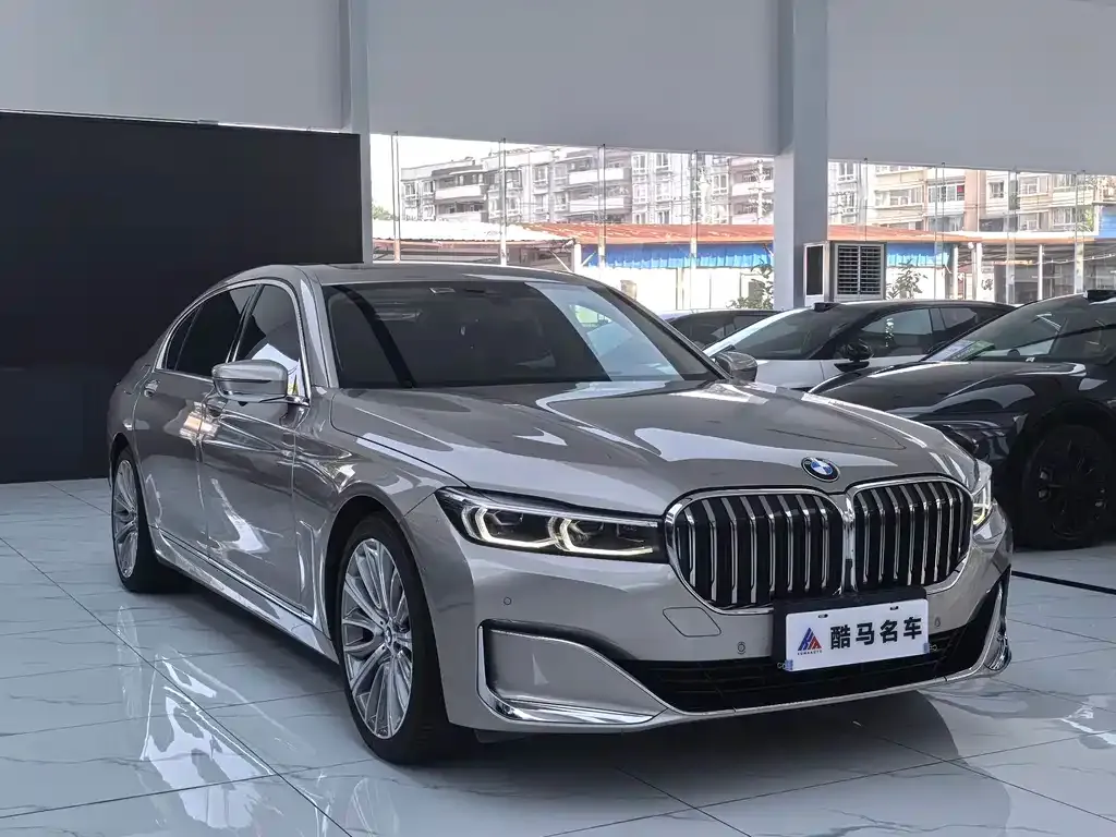 BMW 7 Series — фото 6