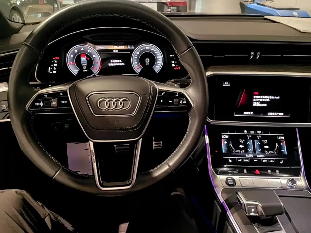 Audi A6L — фото 7