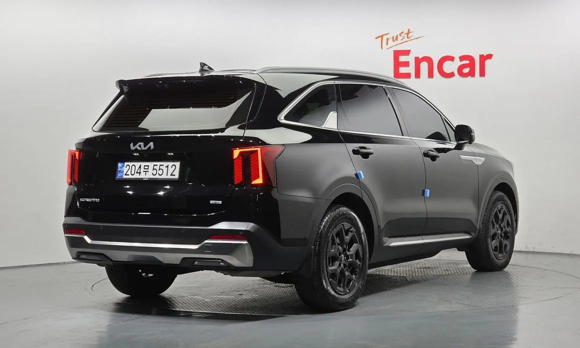 Kia Sorento — фото 5