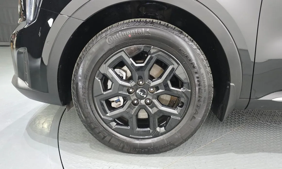 Kia Sorento — фото 7