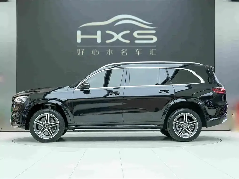 Mercedes-Benz GLS — фото 6