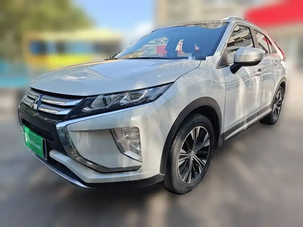 Mitsubishi Eclipse Cross — фото 5