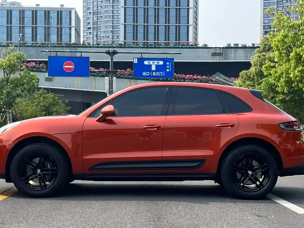 Porsche Macan — фото 5