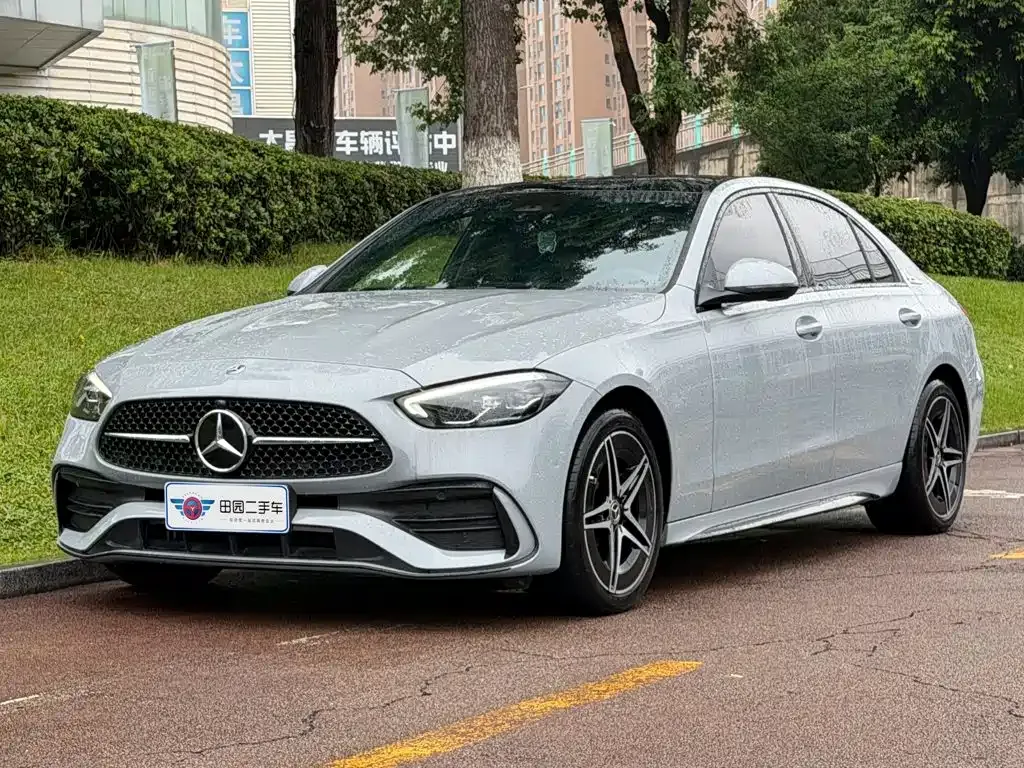 Mercedes-Benz C-Class — фото 1