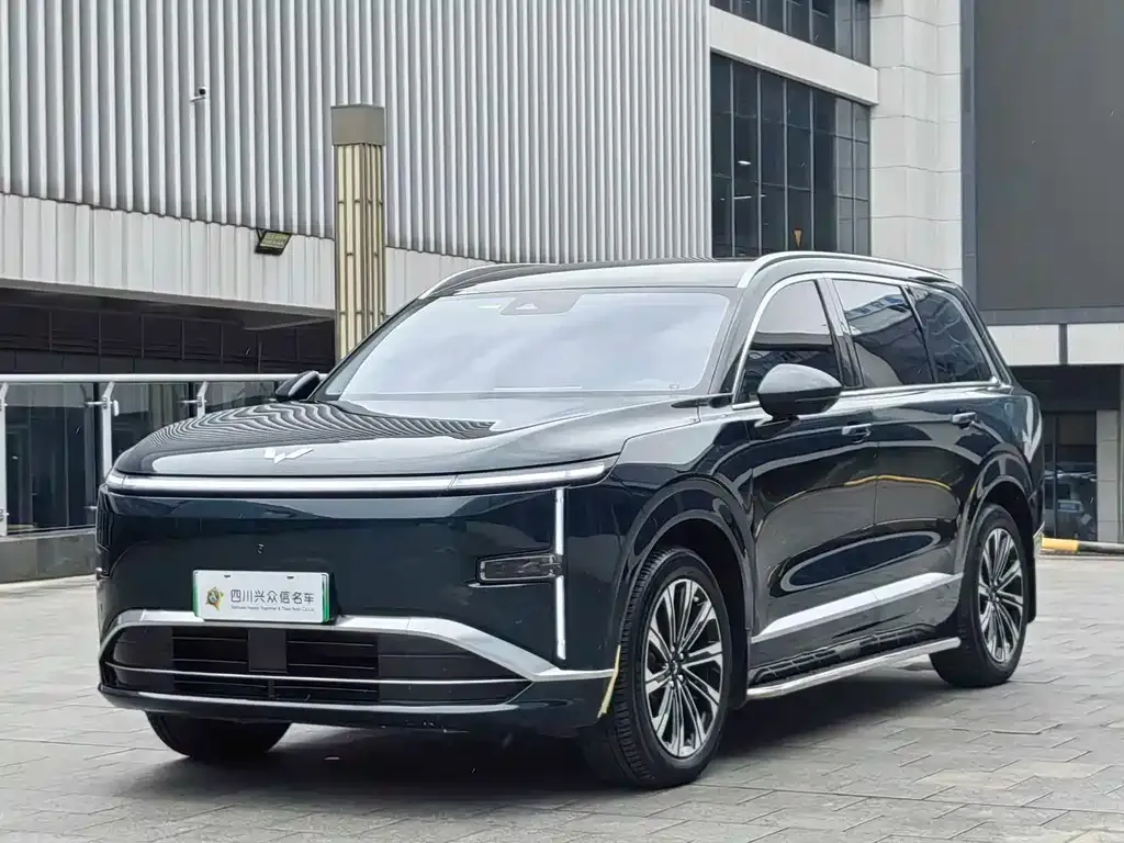 Wuling Xingguang L — фото 1