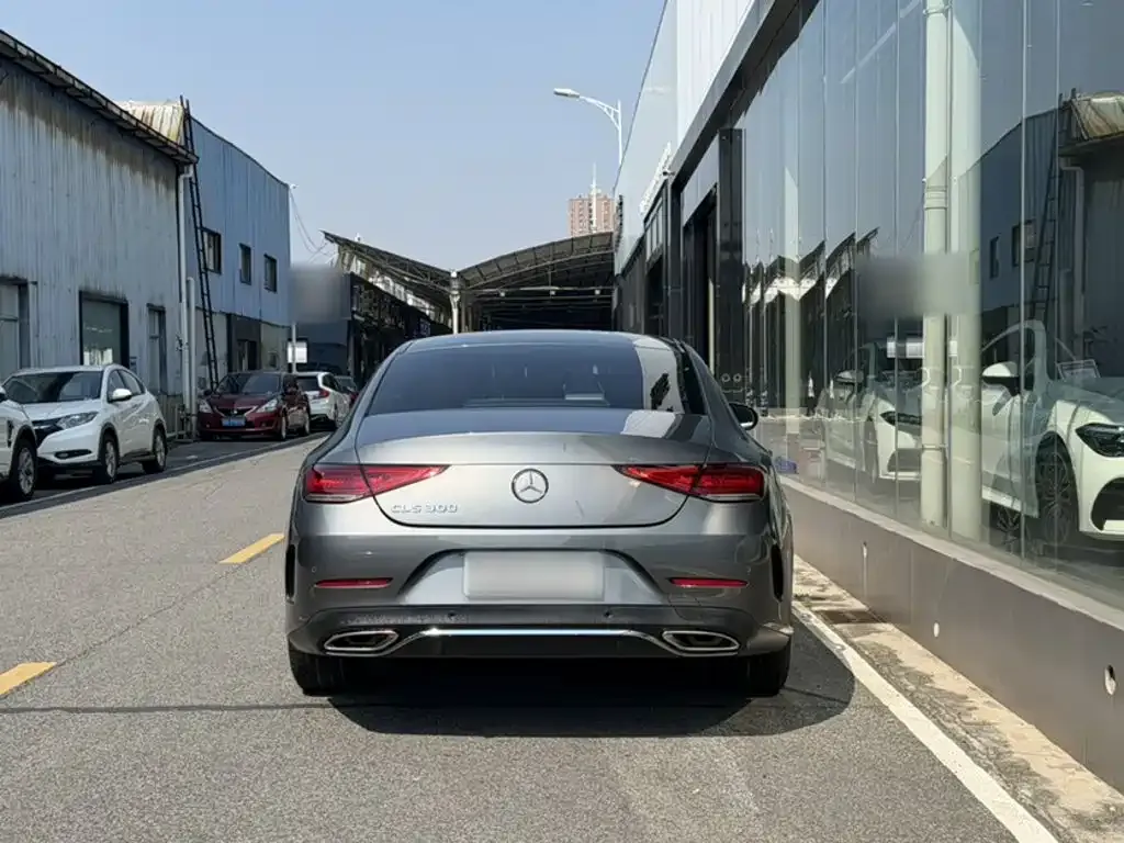 Mercedes-Benz CLS — фото 10
