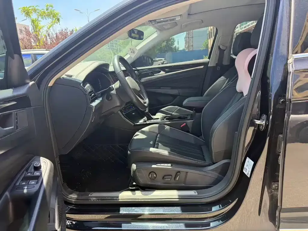 Volkswagen Passat — фото 5