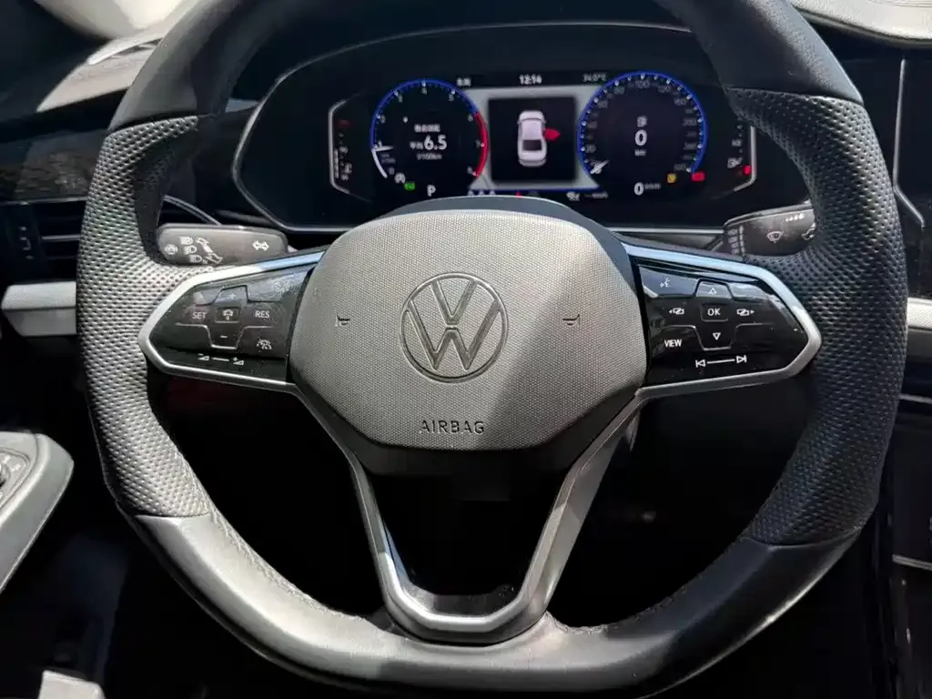 Volkswagen Passat — фото 3