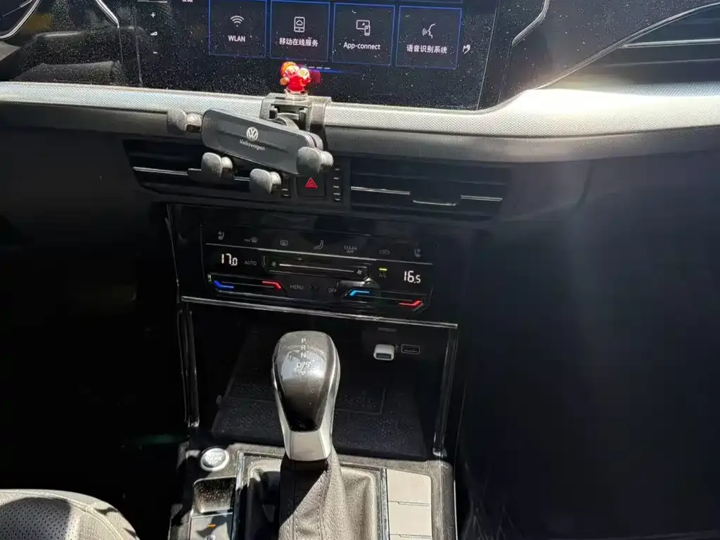Volkswagen Passat — фото 2