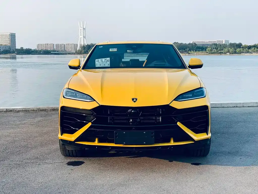 Lamborghini Urus SE — фото 1