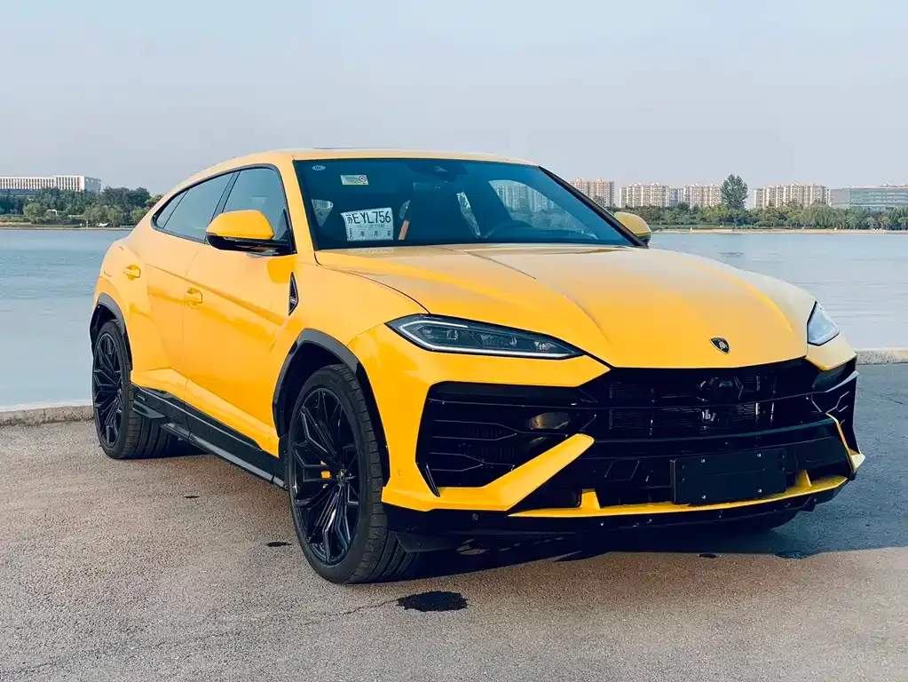 Lamborghini Urus SE — фото 10