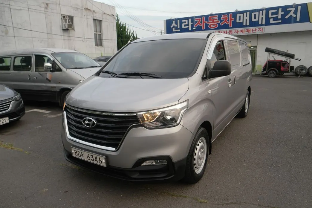 Hyundai Starex — фото 9