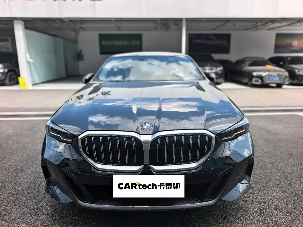 BMW 5 Series (Import) — фото 4