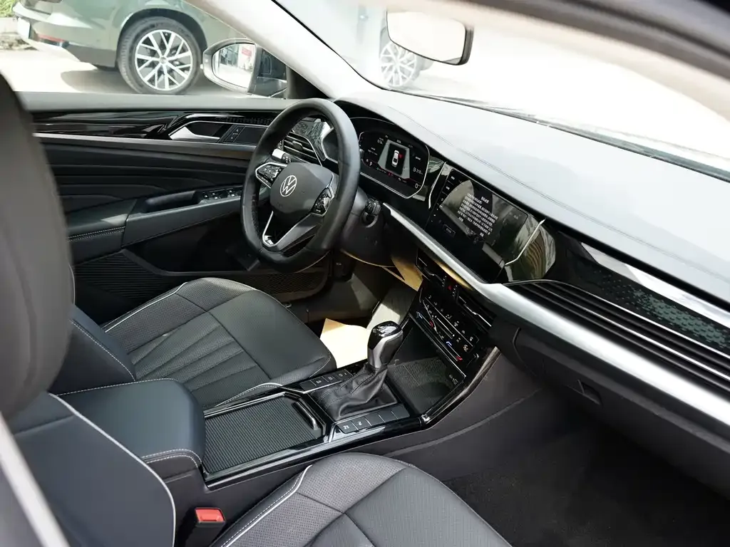 Volkswagen Passat — фото 8